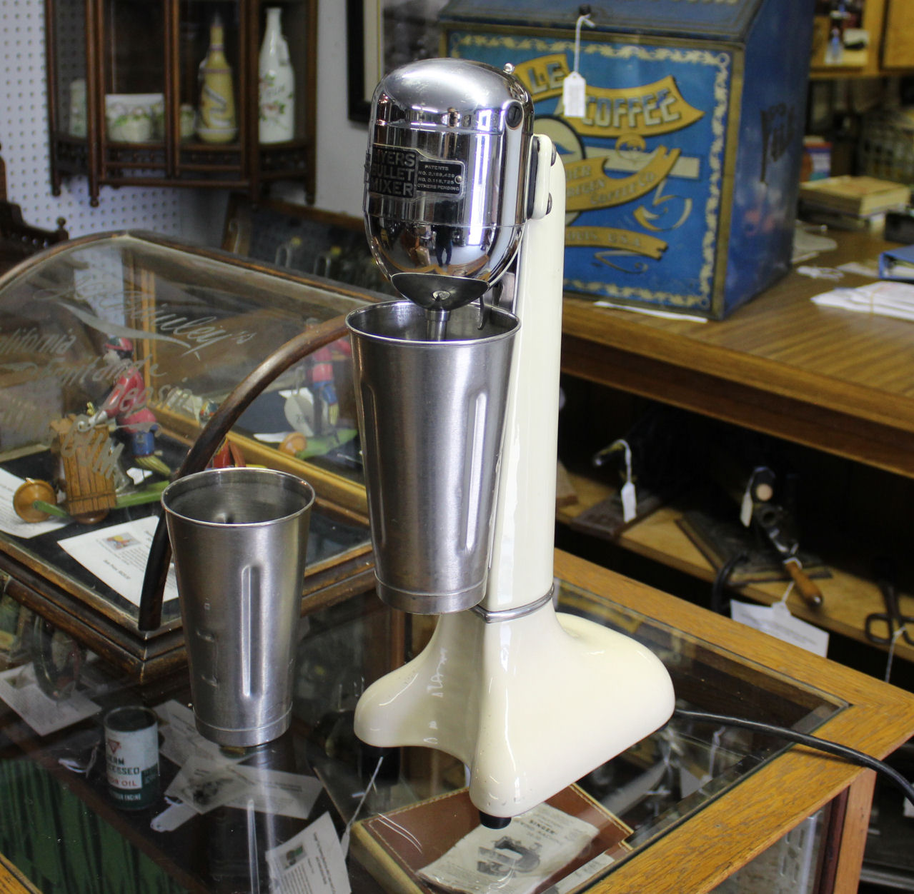 Vintage Hamilton Beach Milk Shake Maker Mixer Blender Model 33