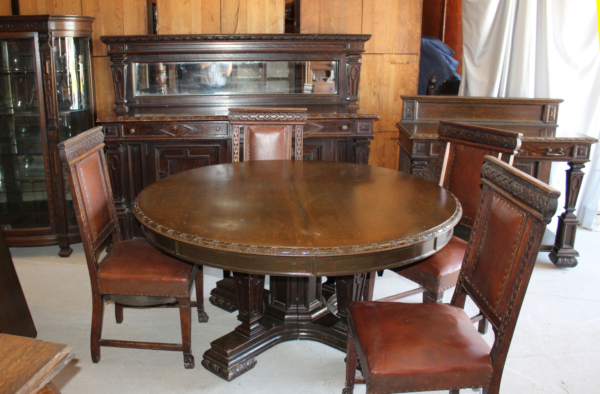 antique dining room suite identify